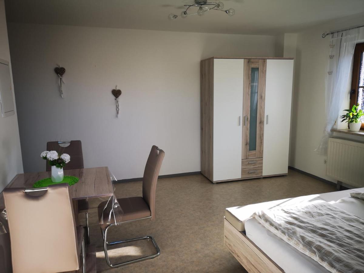 Angeln Am Regen - Angelhof Posl Apartment Nittenau Bagian luar foto